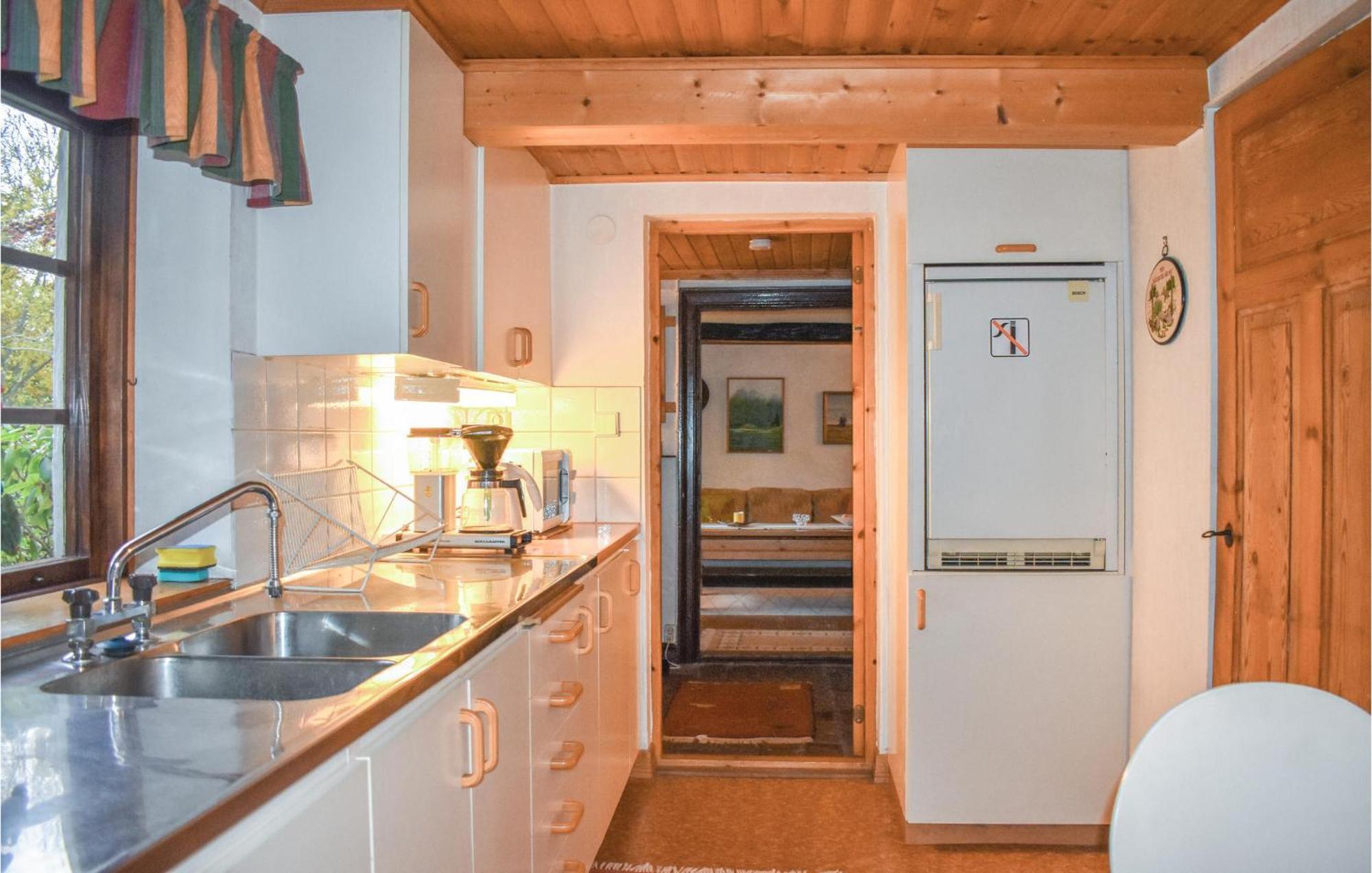 1 Bedroom Cozy Home In Simrishamn Gladsax Extérieur photo