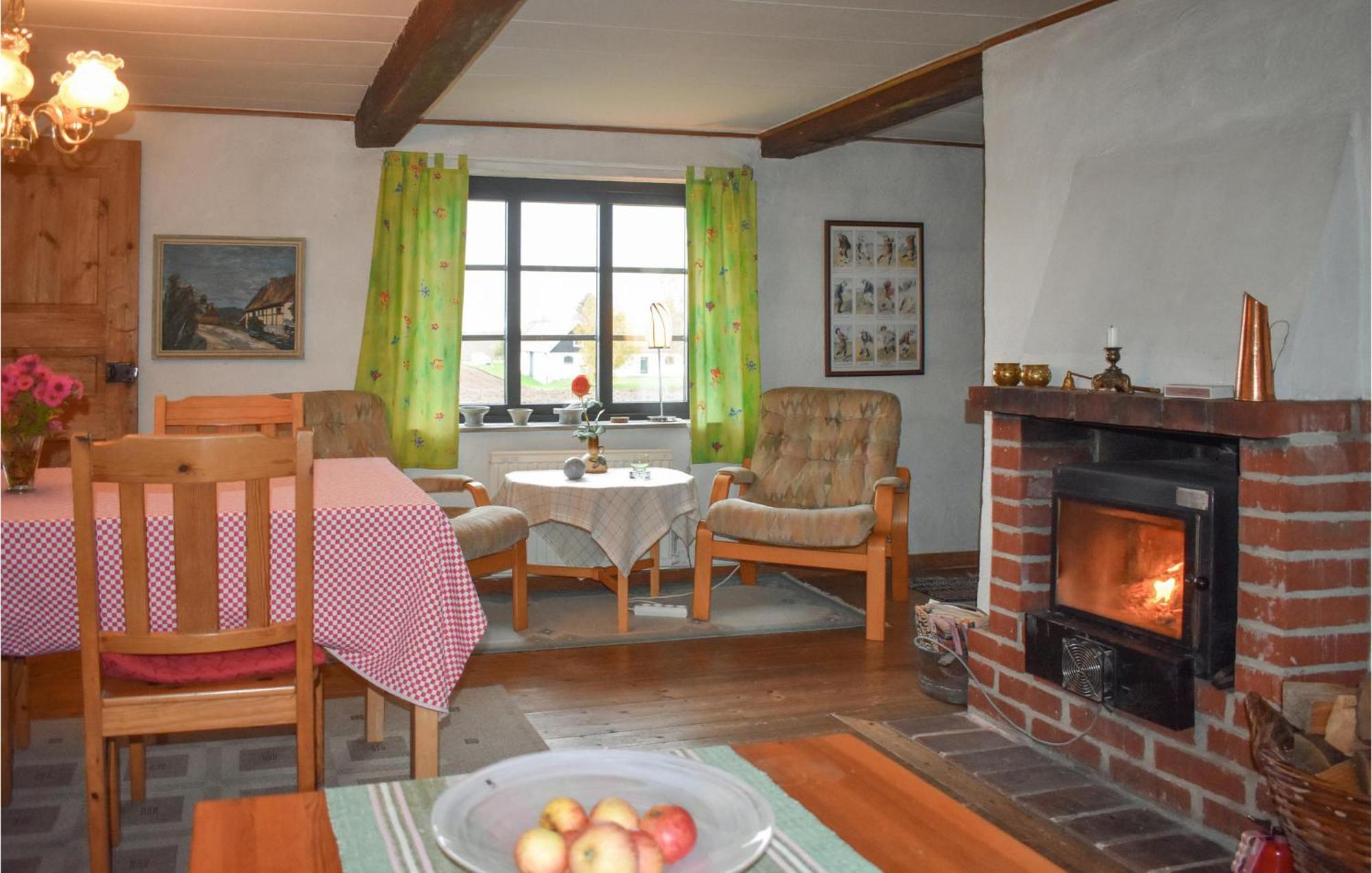 1 Bedroom Cozy Home In Simrishamn Gladsax Extérieur photo